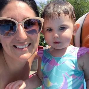 Meet your Posher, April